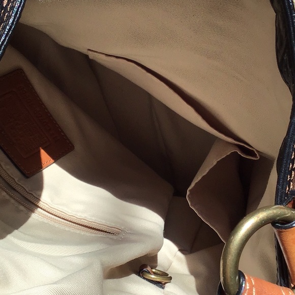 Pebbled Black Leather Coach hobo bag pocketbook - Picture 5 of 7